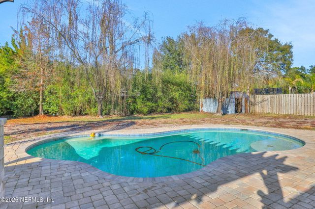 1453 LINDSEY CROSSING Drive, Jacksonville, FL 32218