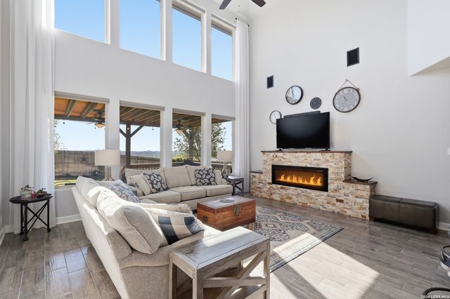 27838 Spanish Peaks, Boerne, TX 78015