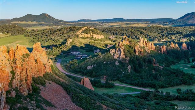 5814 Country Club Drive, Larkspur, CO 80118
