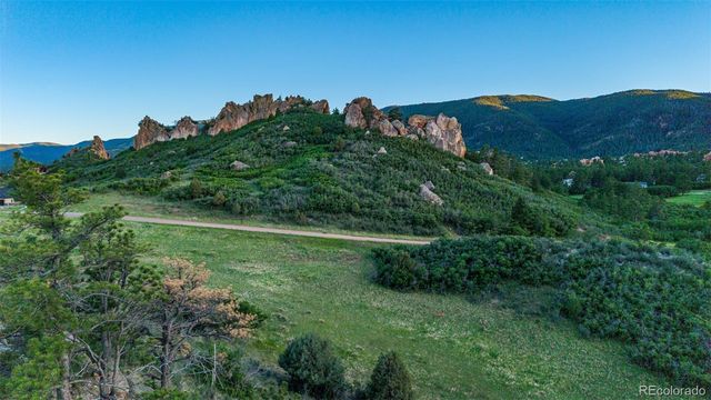 5814 Country Club Drive, Larkspur, CO 80118