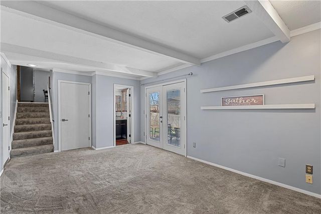 12189 S Fox Ridge Drive, Olathe, KS 66062