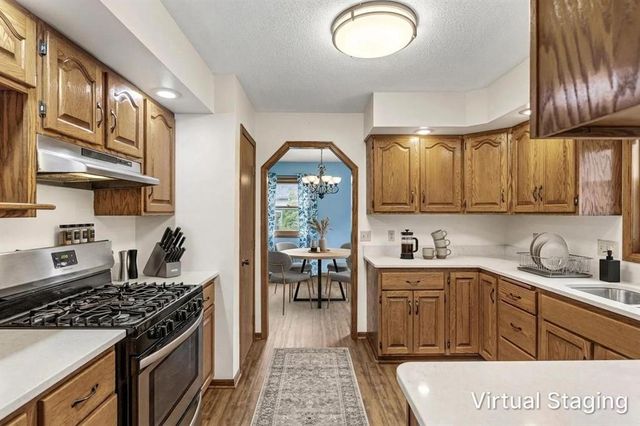 420 Southwood Court, Eau Claire, WI 54701