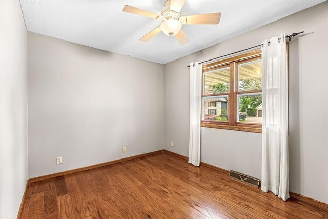 420 Southwood Court, Eau Claire, WI 54701