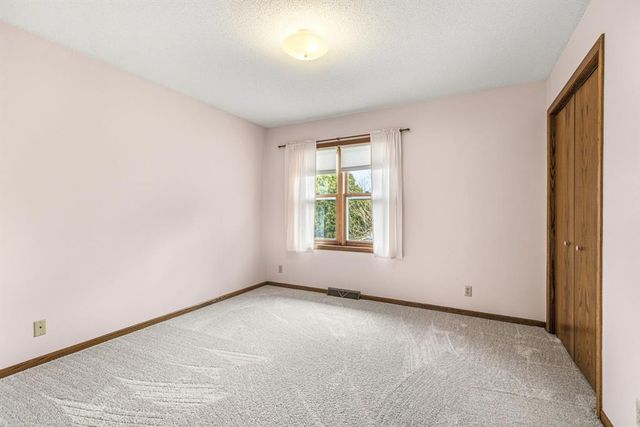 420 Southwood Court, Eau Claire, WI 54701