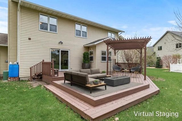420 Southwood Court, Eau Claire, WI 54701