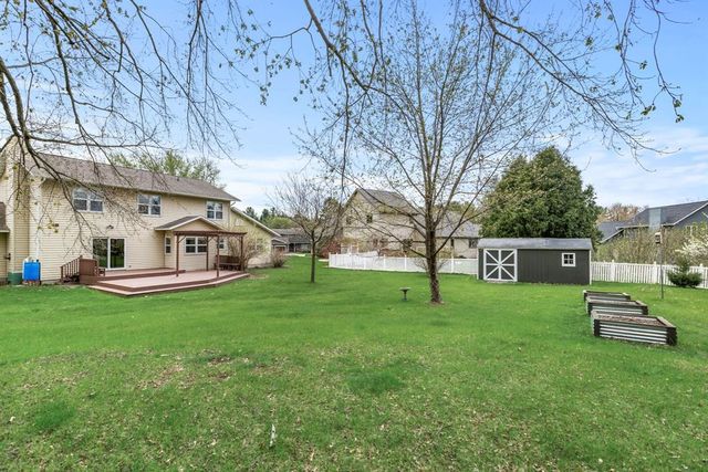 420 Southwood Court, Eau Claire, WI 54701