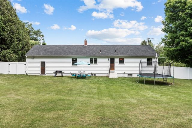 48 North, Douglas, MA 01516