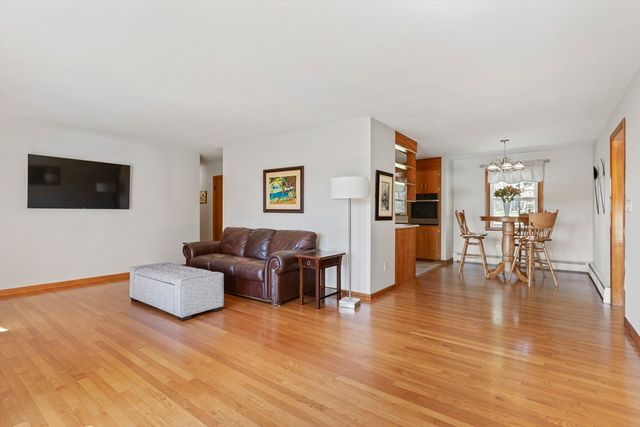 48 North, Douglas, MA 01516