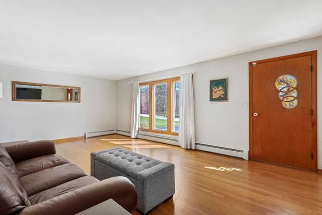 48 North, Douglas, MA 01516