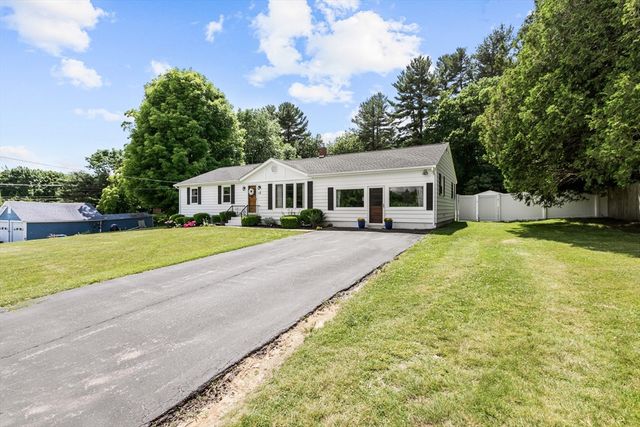48 North, Douglas, MA 01516