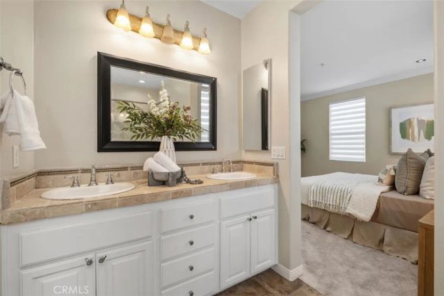 347 Tall Oak, Irvine, CA 92603