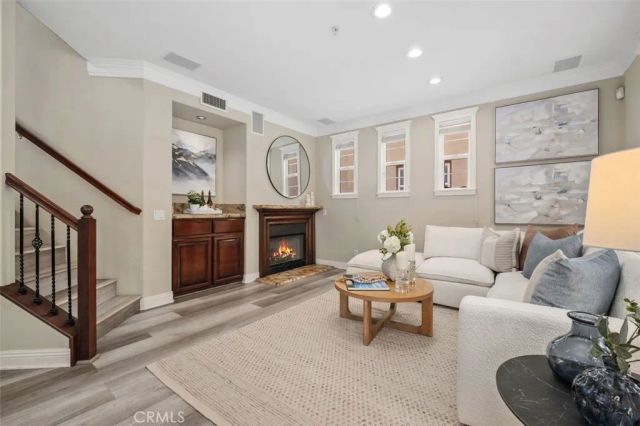 347 Tall Oak, Irvine, CA 92603