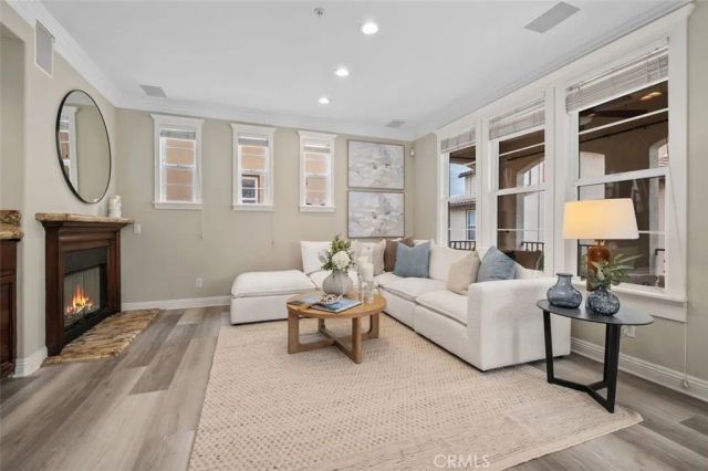 347 Tall Oak, Irvine, CA 92603