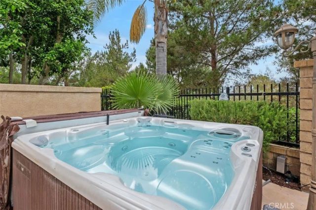 347 Tall Oak, Irvine, CA 92603