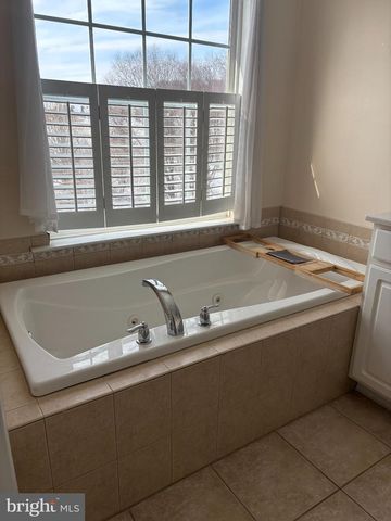1803 DARLINGTON LN, Chester Springs, PA 19425