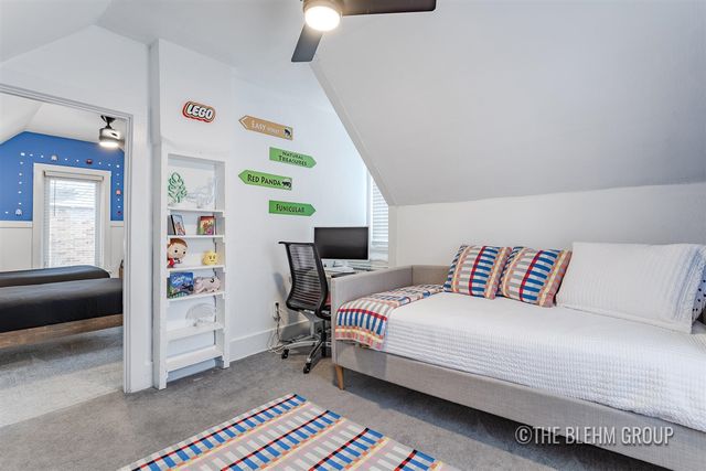 908 Superior Street, South Haven, MI 49090