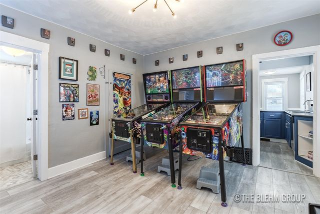 908 Superior Street, South Haven, MI 49090