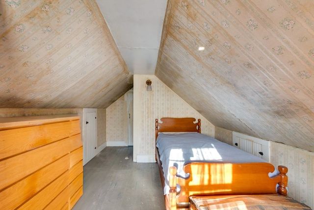 73 Prescott, Lancaster, MA 01523