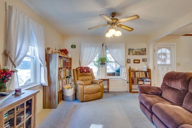 73 Prescott, Lancaster, MA 01523