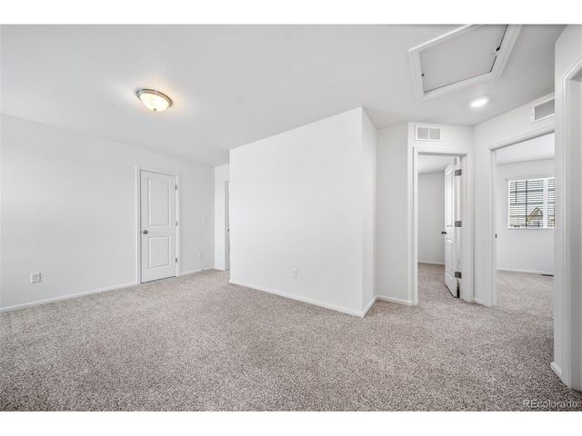 22335 E 39th Ave, Aurora, CO 80019