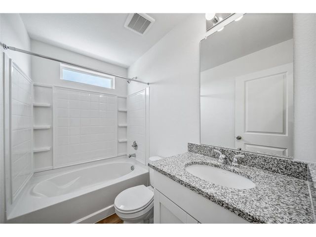 22335 E 39th Ave, Aurora, CO 80019