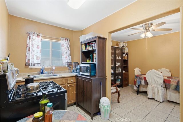 1866 San Francisco, Long Beach, CA 90806