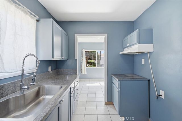 1866 San Francisco, Long Beach, CA 90806