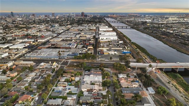1866 San Francisco, Long Beach, CA 90806