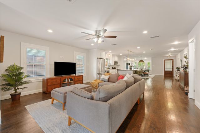 5609 Reiger Avenue, Dallas, TX 75214