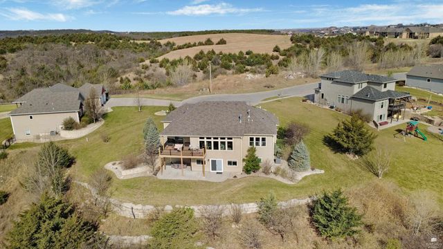 1125 Lochenshire Circle, Manhattan, KS 66503