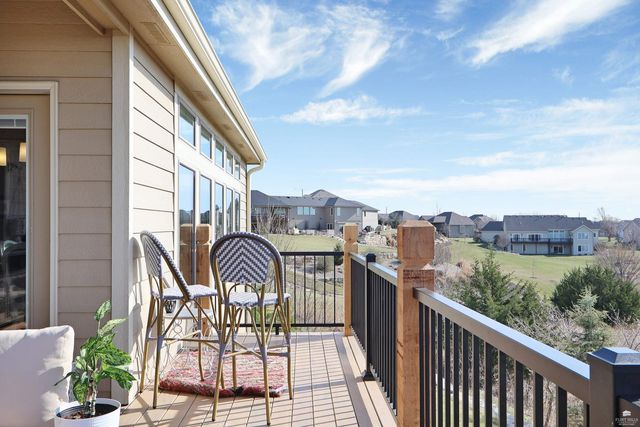 1125 Lochenshire Circle, Manhattan, KS 66503