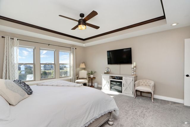 1125 Lochenshire Circle, Manhattan, KS 66503