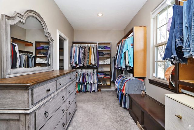 1125 Lochenshire Circle, Manhattan, KS 66503