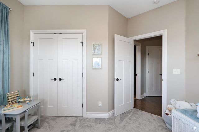 1125 Lochenshire Circle, Manhattan, KS 66503