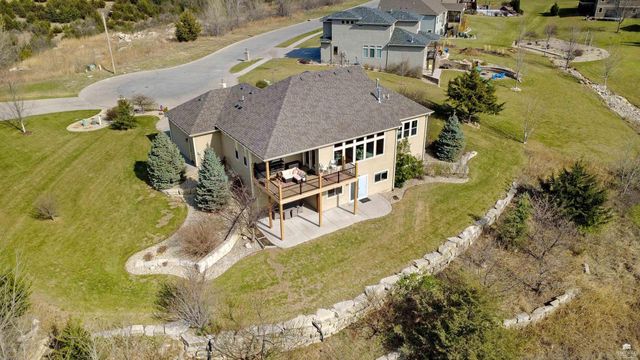 1125 Lochenshire Circle, Manhattan, KS 66503