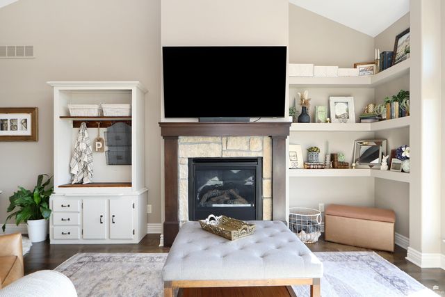 1125 Lochenshire Circle, Manhattan, KS 66503