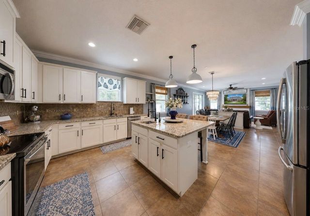 12426 FAIRLAWN DRIVE, Riverview, FL 33579