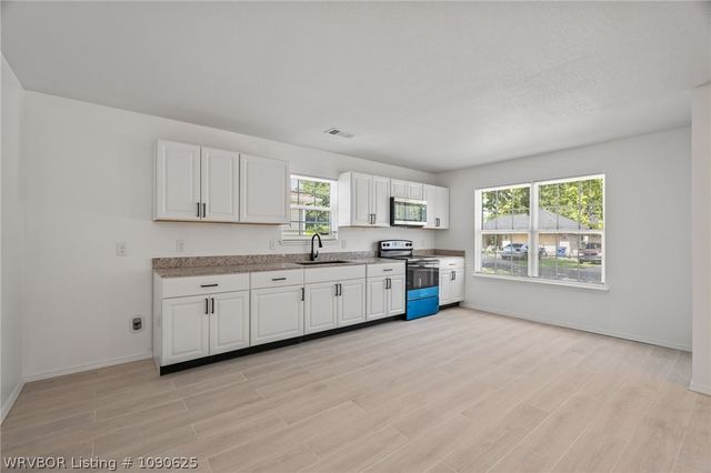 2012 N Short 15th Street, Fort Smith, AR 72904