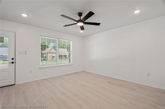 2012 N Short 15th Street, Fort Smith, AR 72904