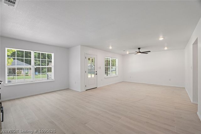 2012 N Short 15th Street, Fort Smith, AR 72904