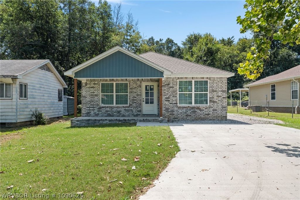 2012 N Short 15th Street, Fort Smith, AR 72904