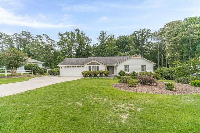498 Slew Avenue, Lawrenceville, GA 30043
