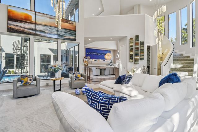 5801 Dove Creek Lane, Plano, TX 75093