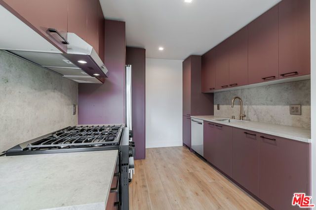 12425 Texas Avenue 23, Los Angeles, CA 90025