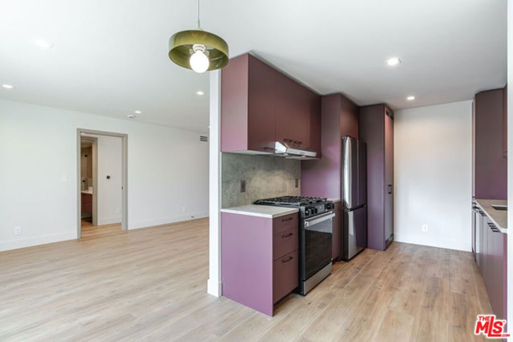 12425 Texas Avenue 23, Los Angeles, CA 90025