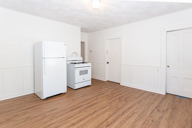 343 Cabot St 1, Beverly, MA 01915