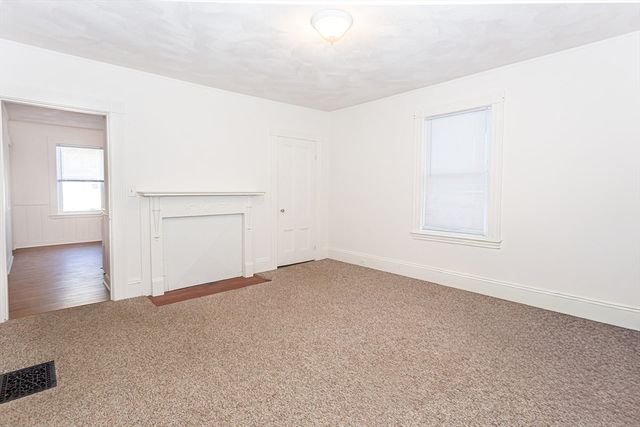 343 Cabot St 1, Beverly, MA 01915