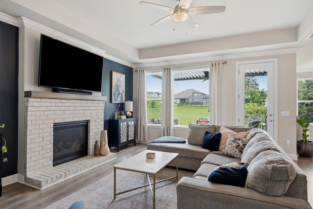 1006 Dermot Dr, Mount Juliet, TN 37122