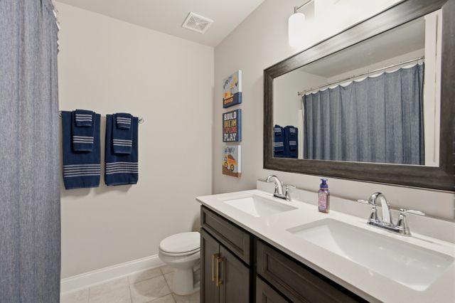 1006 Dermot Dr, Mount Juliet, TN 37122