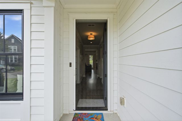 1006 Dermot Dr, Mount Juliet, TN 37122